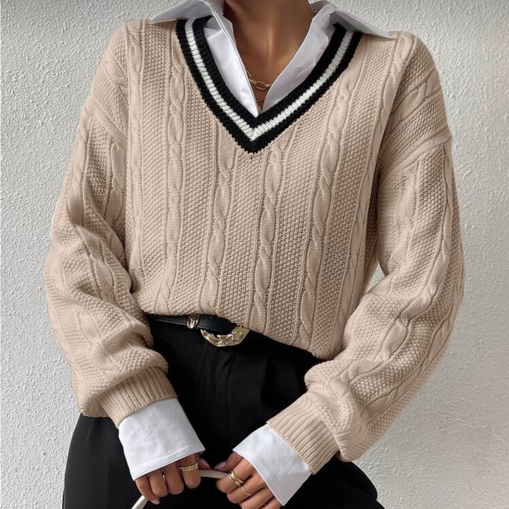 Classic V-Neck Cable Knit Sweater - Beige